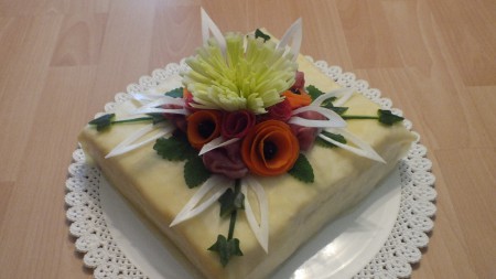 Veľkonočná torta: 40 € (rozmer 23 cm x 25 cm)